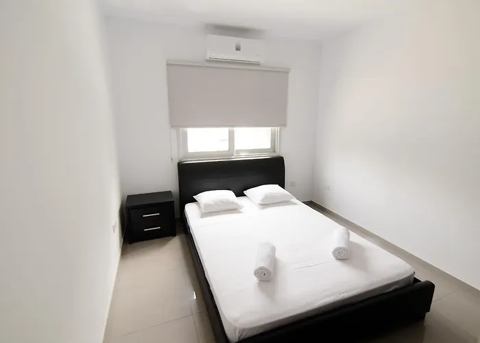 Apartamento Katalimata Court *