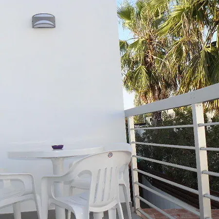 Apartamento Katalimata Court